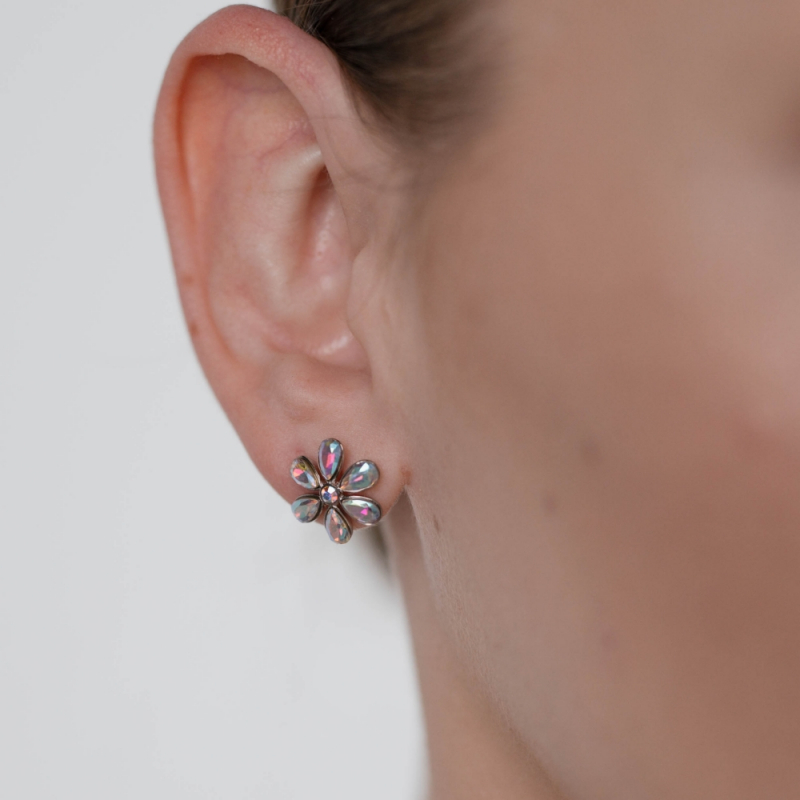 Earrings small pearly meadow flowers