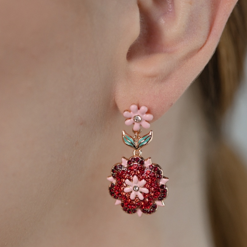 Earrings red-pink flowers