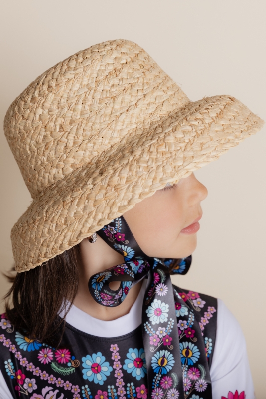 Children's hat with a black ribbon Timrava