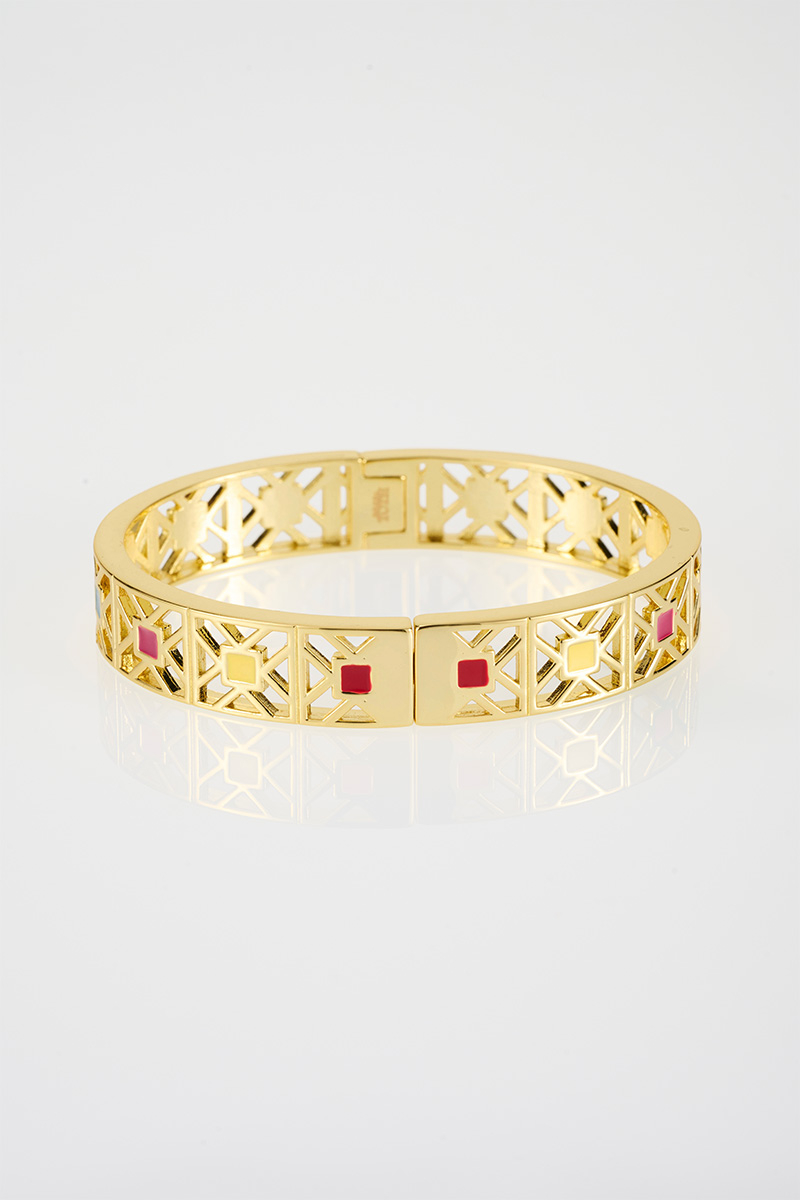 (Un)erased Embroidery Bracelet