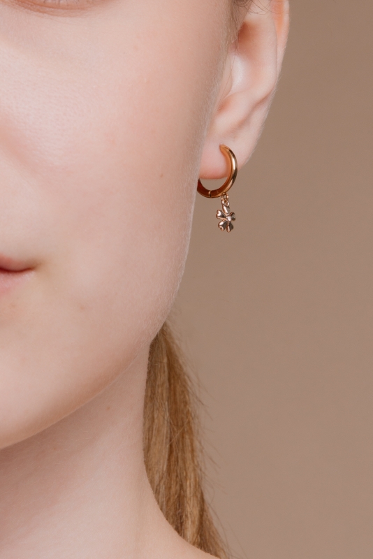 Ring piercing from Vajnory