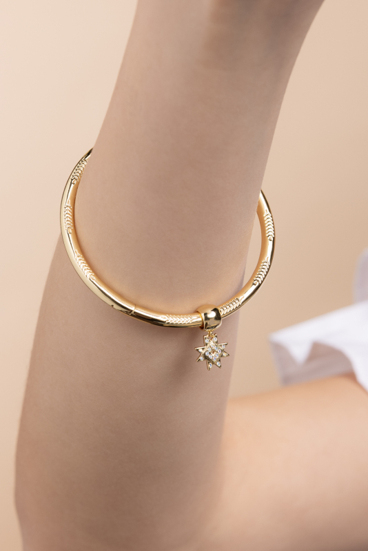 Gold-Plated Bangle Bracelet with Star of Balance pendant
