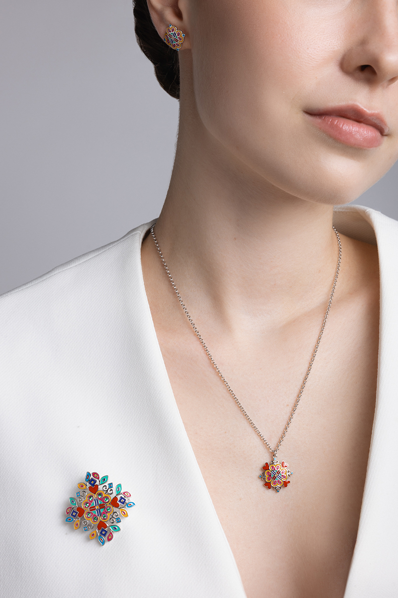 Brooch Set for Elena Maróthy-Šoltésová