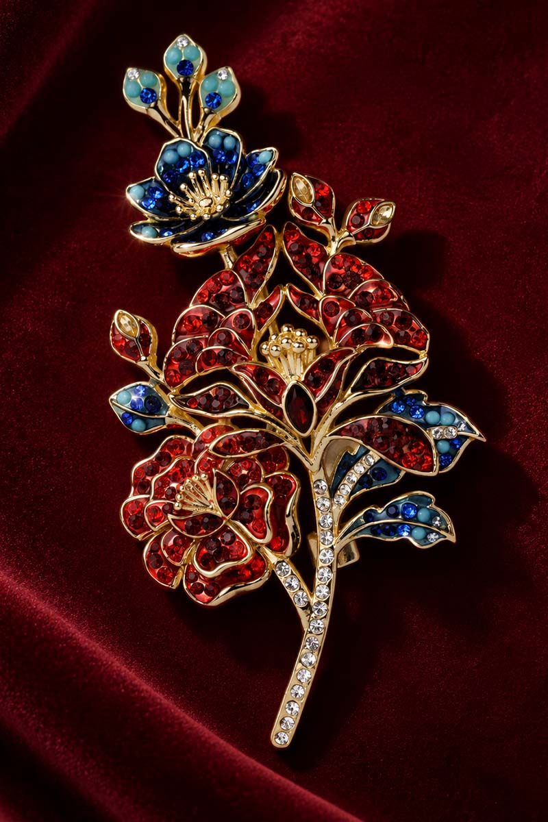 Lešť and Turie Pole Flower Brooch