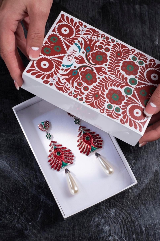 Cifra earrings